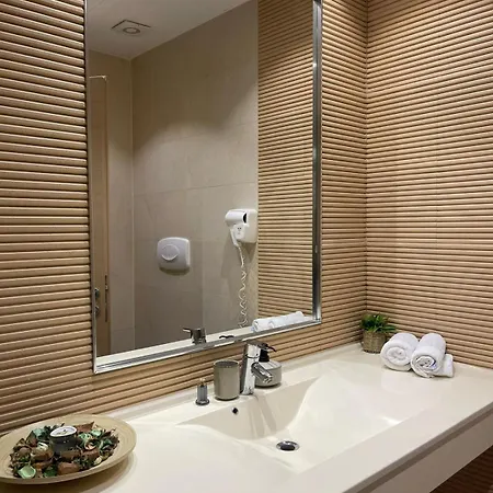 Romantic Boutique By Yamaluxe Apartment Bucharest